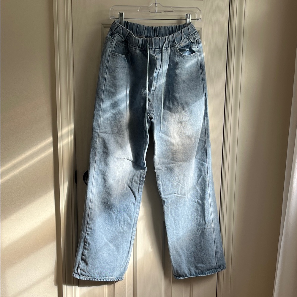 Men's Light Blue Jeans